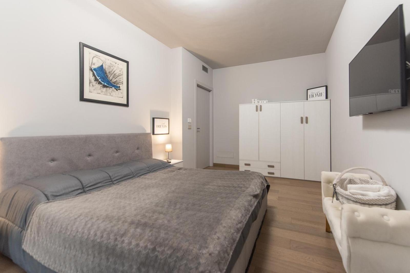 Elegante Bilocale-Centro Torino-Free Wifi Apartment Exterior photo